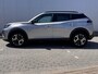 Peugeot 2008 1.2 Hybrid 136PK Allure Automaat | Camera Voor + Achter | Navigatie | Apple Carplay / Android Auto | Keyless Entery/Start | 17" Licht Metaal | Adaptive Cruise Control | | Bots waarschuwing systeem | Buitenspiegels in afwijkende kleur | Buitenspiegels met verlichting