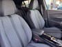 Peugeot 2008 1.2 Hybrid 136PK Allure Automaat | Camera Voor + Achter | Navigatie | Apple Carplay / Android Auto | Keyless Entery/Start | 17" Licht Metaal | Adaptive Cruise Control | | Bots waarschuwing systeem | Buitenspiegels in afwijkende kleur | Buitenspiegels met verlichting