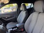 Peugeot 2008 1.2 Hybrid 136PK Allure Automaat | Camera Voor + Achter | Navigatie | Apple Carplay / Android Auto | Keyless Entery/Start | 17" Licht Metaal | Adaptive Cruise Control | | Bots waarschuwing systeem | Buitenspiegels in afwijkende kleur | Buitenspiegels met verlichting
