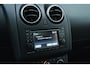 Nissan Qashqai 1.6 Acenta / Black Edition / Panorama / Navi / trekhaak!