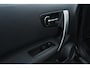 Nissan Qashqai 1.6 Acenta / Black Edition / Panorama / Navi / trekhaak!
