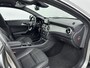 Mercedes-Benz CLA 200 OrangeArt Edition | CAMERA | STOELVERWARMING |HALF-LEDER | CRUISE CONTROL | LMV | PARKEERSENSOREN |