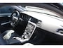 Volvo V60 2.4 D6 Twin Engine Momentum | Incl. 12 maanden garantie | Voorstoelen verwarmd | Parkeersensoren | Cruise control | Climate control | Bluetooth | Lichtmetalen velgen | Navigatie