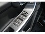 Volvo V60 2.4 D6 Twin Engine Momentum | Incl. 12 maanden garantie | Voorstoelen verwarmd | Parkeersensoren | Cruise control | Climate control | Bluetooth | Lichtmetalen velgen | Navigatie