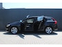 Volvo V60 2.4 D6 Twin Engine Momentum | Incl. 12 maanden garantie | Voorstoelen verwarmd | Parkeersensoren | Cruise control | Climate control | Bluetooth | Lichtmetalen velgen | Navigatie