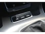 Volvo V60 2.4 D6 Twin Engine Momentum | Incl. 12 maanden garantie | Voorstoelen verwarmd | Parkeersensoren | Cruise control | Climate control | Bluetooth | Lichtmetalen velgen | Navigatie