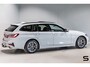 BMW 3-Serie Touring 330e High Ex|Pano|E-Trekhaak|E-stoel|garantie