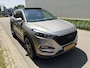 Hyundai Tucson 1.6 T-GDi Premium / PANORAMADAK / LEER / NAVI / CRUISE / TREKHAAK / 140dkm!