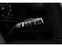 Land Rover Defender 2.0 P300e 110 X | FACELIFT | ClearSight | Meridian Surround | Trekhaak | Luchtvering | Koelbox | Panoramadak | 22 Inch