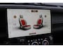Land Rover Defender 2.0 P300e 110 X | FACELIFT | ClearSight | Meridian Surround | Trekhaak | Luchtvering | Koelbox | Panoramadak | 22 Inch