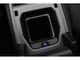Land Rover Defender 2.0 P300e 110 X | FACELIFT | ClearSight | Meridian Surround | Trekhaak | Luchtvering | Koelbox | Panoramadak | 22 Inch