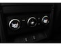 Land Rover Defender 2.0 P300e 110 X | FACELIFT | ClearSight | Meridian Surround | Trekhaak | Luchtvering | Koelbox | Panoramadak | 22 Inch
