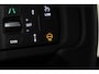 Land Rover Defender 2.0 P300e 110 X | FACELIFT | ClearSight | Meridian Surround | Trekhaak | Luchtvering | Koelbox | Panoramadak | 22 Inch
