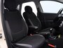 Renault Captur TCe 90pk Intens | Dealeronderhouden | Trekhaak | Achteruitrijcamera | Parkeersensoren voor en achter |