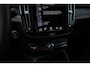Volvo XC40 1.5 T4 Plug-in hybrid Plus Dark | R-Design | Panoramadak | Apple CarPlay | Stoelverwarming |