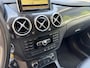 Mercedes-Benz B-klasse 180 Ambition / AIRCO / LEER / NAVI / CRUISE