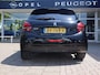 Peugeot 208 Signature PureTech 110pk H6, Rijklaarprijs, Navigatie DAB+ Radio Airco Sensoren