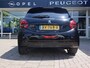 Peugeot 208 Signature PureTech 110pk H6, Rijklaarprijs, Navigatie DAB+ Radio Airco Sensoren