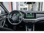 Skoda Octavia Combi 1.0 e-TSI Business Edition | Trekhaak | Stoelverwarming | Camera | Virtual cockpit | Apple Carplay/Android Auto | Navi | Elektrisch bedienbare achterklep | Achteruitrijcamera | Apple Carplay/Android Auto|telefoonintegratie premium | Elektrisch bedienbare achterklep