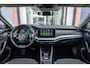 Skoda Octavia Combi 1.0 e-TSI Business Edition | Trekhaak | Stoelverwarming | Camera | Virtual cockpit | Apple Carplay/Android Auto | Navi | Elektrisch bedienbare achterklep | Achteruitrijcamera | Apple Carplay/Android Auto|telefoonintegratie premium | Elektrisch bedienbare achterklep