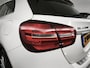 Mercedes-Benz GLA 200 Business | Trekhaak | Achteruitrijcamera | Leder | Navigatie |