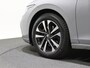 Volkswagen Golf 1.5 TSI Life 150pk adapt. cruise, navigatie, lane ass.