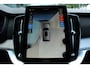 Volvo XC90 2.0 T8 Plug-in hybrid AWD Ultra Black Edition | SOH-waarde 100% |Luchtvering | Panoramisch Schuif-/Kanteldak | Head-up Display | Visual Park Assist incl. 360° Graden Camera | Trekhaak Semi Elektrisch Inklapbaar | Lederen Contourstoelen Met Elektrische Verstelling en Geheugen | 4-Zone Klimaatregeling | Stoelverwarming Voor en Achter | Stuurverwarming | Adaptieve Cruise Control | Pilot Assist | BLIS | Keyless | Harman/Kardon |