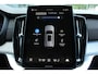 Volvo XC90 2.0 T8 Plug-in hybrid AWD Ultra Black Edition | SOH-waarde 100% |Luchtvering | Panoramisch Schuif-/Kanteldak | Head-up Display | Visual Park Assist incl. 360° Graden Camera | Trekhaak Semi Elektrisch Inklapbaar | Lederen Contourstoelen Met Elektrische Verstelling en Geheugen | 4-Zone Klimaatregeling | Stoelverwarming Voor en Achter | Stuurverwarming | Adaptieve Cruise Control | Pilot Assist | BLIS | Keyless | Harman/Kardon |