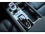 Volvo XC90 2.0 T8 Plug-in hybrid AWD Ultra Black Edition | SOH-waarde 100% |Luchtvering | Panoramisch Schuif-/Kanteldak | Head-up Display | Visual Park Assist incl. 360° Graden Camera | Trekhaak Semi Elektrisch Inklapbaar | Lederen Contourstoelen Met Elektrische Verstelling en Geheugen | 4-Zone Klimaatregeling | Stoelverwarming Voor en Achter | Stuurverwarming | Adaptieve Cruise Control | Pilot Assist | BLIS | Keyless | Harman/Kardon |