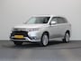 Mitsubishi Outlander 2.4 PHEV Instyle | Leder | Panorama dak | Stoelverwarming | Trekhaak |