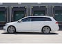 Volkswagen Golf Variant 1.4 TSI 150pk DSG Highline | R-line | Trekhaak | LED | Stoelverwarming | Adaptieve Cruise Control | App Connect
