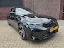 BMW 3-Serie Touring BMW 330e Touring LCI M-Sport Pano/Headup/Keyless/Shadow line