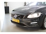 Volvo V60 1.6 T3 R-Design | DB-RIEM VV | CLIMA | 18'LMV | TREKHAAK | RIJKLAAR! | CRUISE | NAVIGATIE |