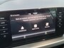 Skoda Kamiq 1.0 TSI Business Edition AUTOMAAT | Navigatie | Climate Control | Cruise Control | Parkeersensoren | Licht metalen velgen