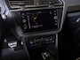 Volkswagen Tiguan 1.5 TSI Sport Urban / 150pk / Trekhaak / Achteruitrij camera / Harman Kardon / Head-Up display /