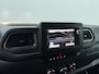 Renault Master 2.3DCi 165PK Dubbellucht Bakwagen+Laadklep | 2.35 Hoog | Zijdeur | Dakspoiler | Navigatie | Airco | Cruise | 3-Zits