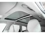 Volvo XC60 T6 Automaat Plug-in hybrid AWD Plus Dark | Elektrisch wegklapbare trekhaak | Panoramadak | Premium audio by Harman Kardon | Verwarmbare voorstoelen, achterbank en stuurverwarming | 4-seizoenenbanden | Adaptive cruise control | 360° parkeercamera |