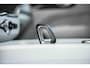 Volvo XC60 T6 Automaat Plug-in hybrid AWD Plus Dark | Elektrisch wegklapbare trekhaak | Panoramadak | Premium audio by Harman Kardon | Verwarmbare voorstoelen, achterbank en stuurverwarming | 4-seizoenenbanden | Adaptive cruise control | 360° parkeercamera |