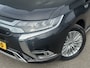 Mitsubishi Outlander 2.4 PHEV Instyle / 1e eigenaar / Schuifdak / Trekhaak / Leer
