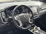 Mitsubishi Outlander 2.4 PHEV Instyle / 1e eigenaar / Schuifdak / Trekhaak / Leer