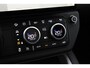 Land Rover Defender 2.0 P300e 110 X | FACELIFT | Explorer Pack | ClearSight | Meridian Surround | Trekhaak | Luchtvering | Koelbox | Panoramadak