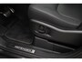 Land Rover Defender 2.0 P300e 110 X | FACELIFT | Explorer Pack | ClearSight | Meridian Surround | Trekhaak | Luchtvering | Koelbox | Panoramadak