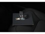 Land Rover Defender 2.0 P300e 110 X | FACELIFT | Explorer Pack | ClearSight | Meridian Surround | Trekhaak | Luchtvering | Koelbox | Panoramadak