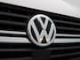 Volkswagen Transporter 2.0 TDI L1H1 150 PK Automaat | Trekhaak | Parkeerhulp voor + achter | Camera | Bijrijdersbank | Cruise Control | Multifunctioneel stuur | Radio | Navigatie |