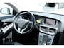 Volvo V40 T2 Automaat Nordic+ | Full LED koplampen | Bluetooth telefoonvoorbereiding | Standkachel | Cruise Control | Stoelverwarming voorzijde | Trekhaak