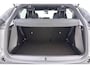 Peugeot 2008 1.2 Turbo 100pk Allure | LichtMetalen Velgen 17inch | Cruise Control | Parkeersensoren rondom | DAB + radio