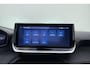 Peugeot 2008 1.2 Turbo 100pk Allure | LichtMetalen Velgen 17inch | Cruise Control | Parkeersensoren rondom | DAB + radio