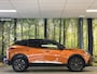 Peugeot 2008 1.2 PureTech GT | 155 PK! | D-Riem Vervangen | Apple Carplay | Android Auto | Panoramadak | Lane Assist | Dodehoeksensor | Adaptieve Cruise Control | Stoelverwarming | Focal Sound | DAB | Sfeerverlichting |
