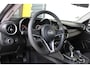 Alfa Romeo Giulia 2.0T | 19` lichtmetalen velgen | Climate control | Keyless start | Cruise control