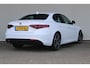 Alfa Romeo Giulia 2.0T | 19` lichtmetalen velgen | Climate control | Keyless start | Cruise control